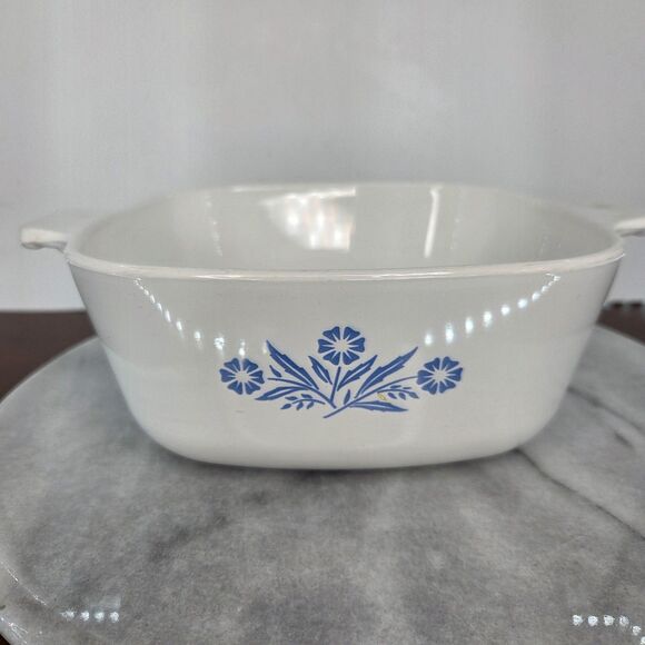 Vintage Corning Ware Cornflower Blue Casserole Dish Set 1 1.5 2.5 Qt Lids USA - Picture 3 of 16